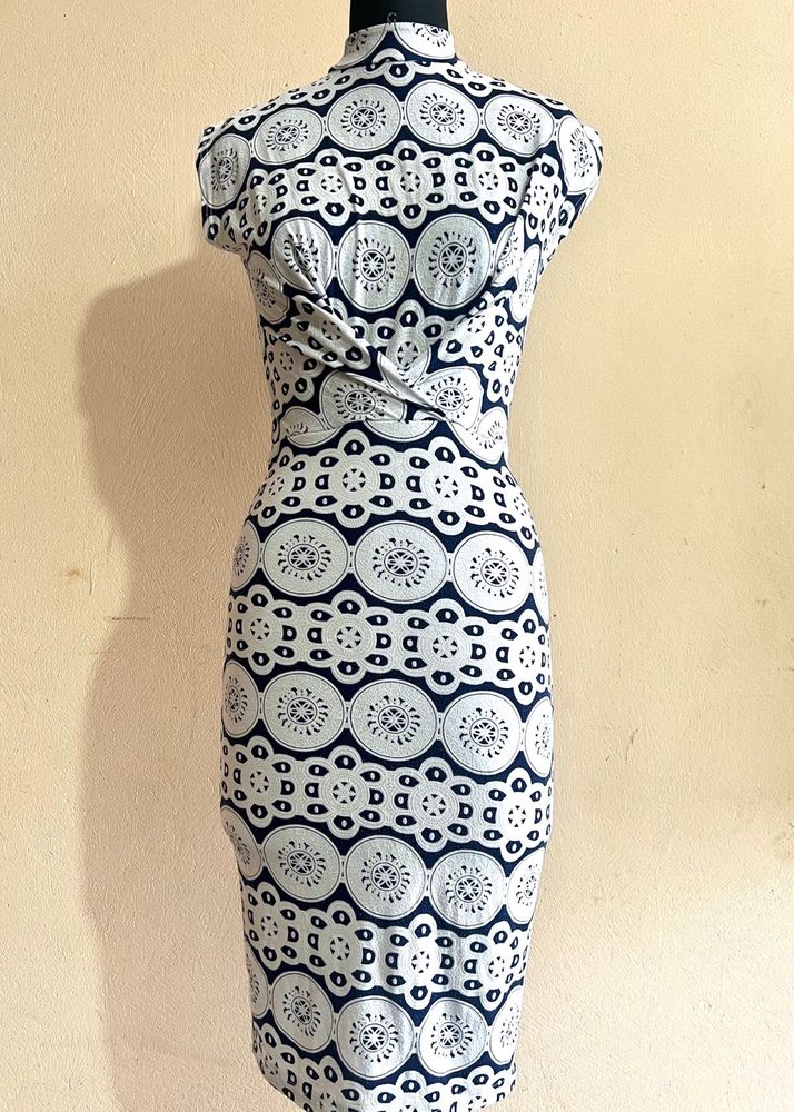 Vintage Circle Print Sheath Dress