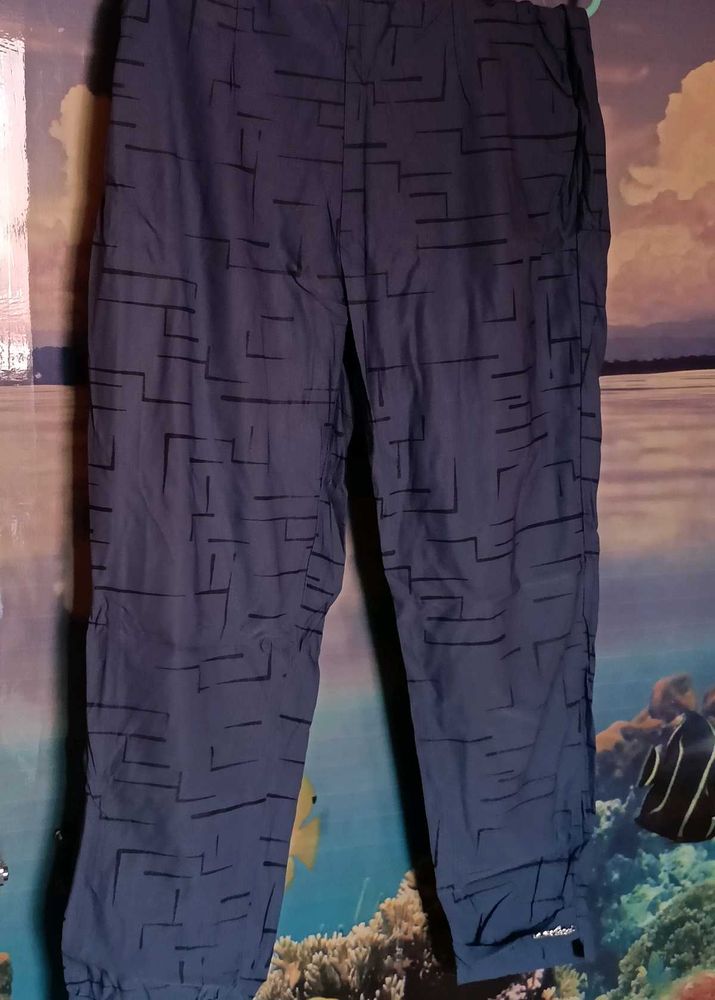 Blue Abstract Print Capri Pant