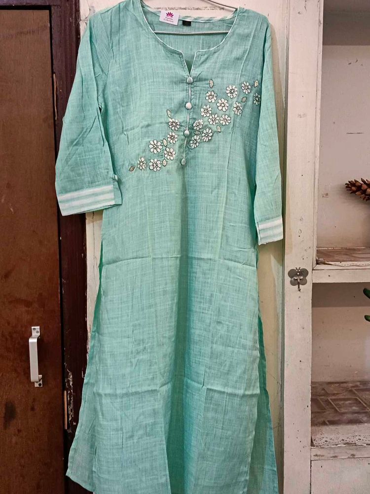 Elegant Embroidered Kurta plazzo set