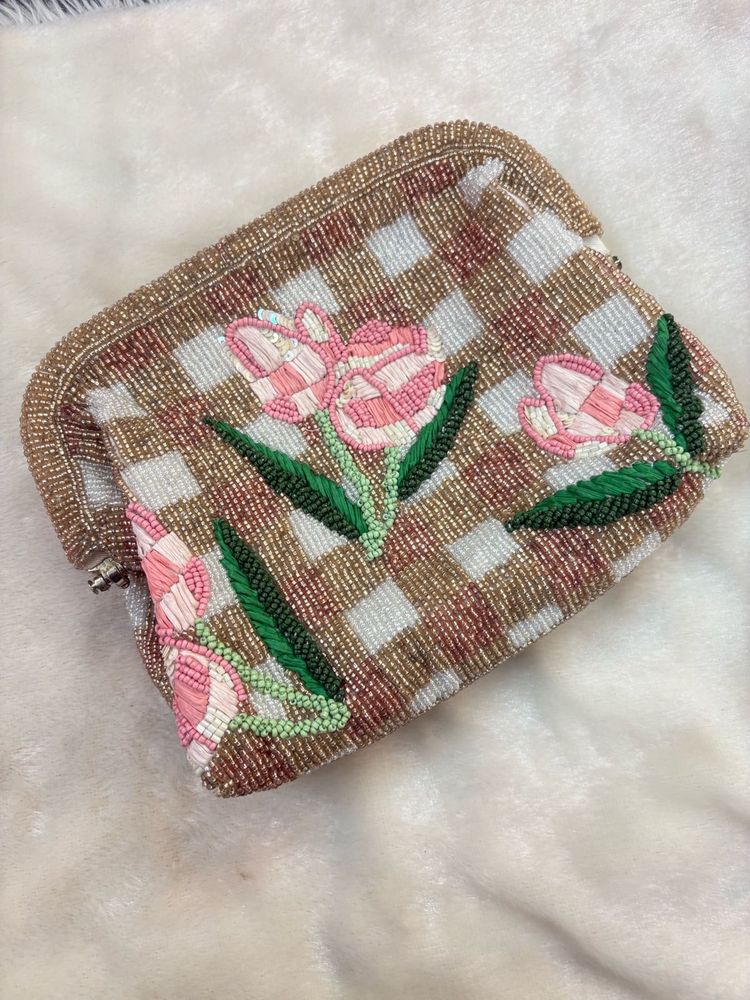 Vintage Beaded Floral Clutch