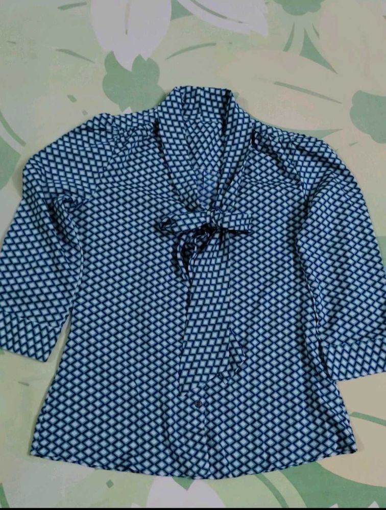 Navy &amp; White Diamond Print Tie Neck Blouse