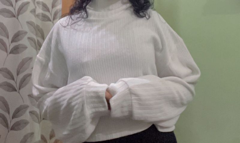 Crop White High Neck🤍