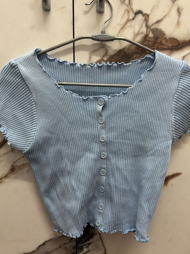 Cute Light Blue Ribbed Top