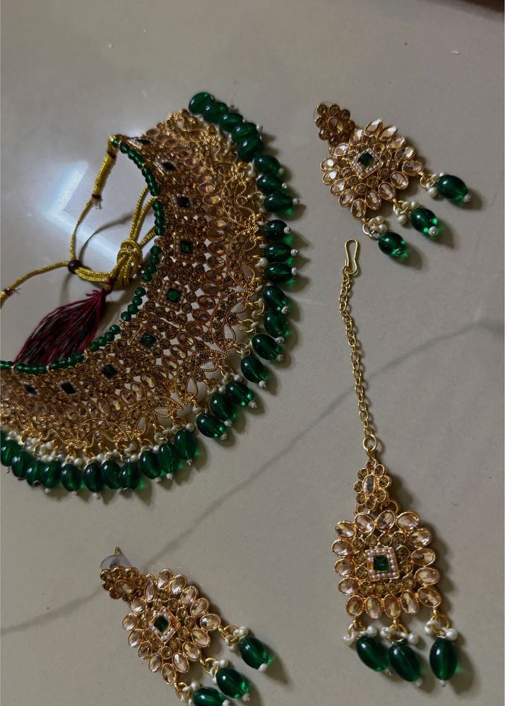 (Unused)Green &amp; Gold Jewelry Set