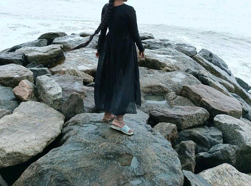 Elegant Black Nyra Cut Kurthi