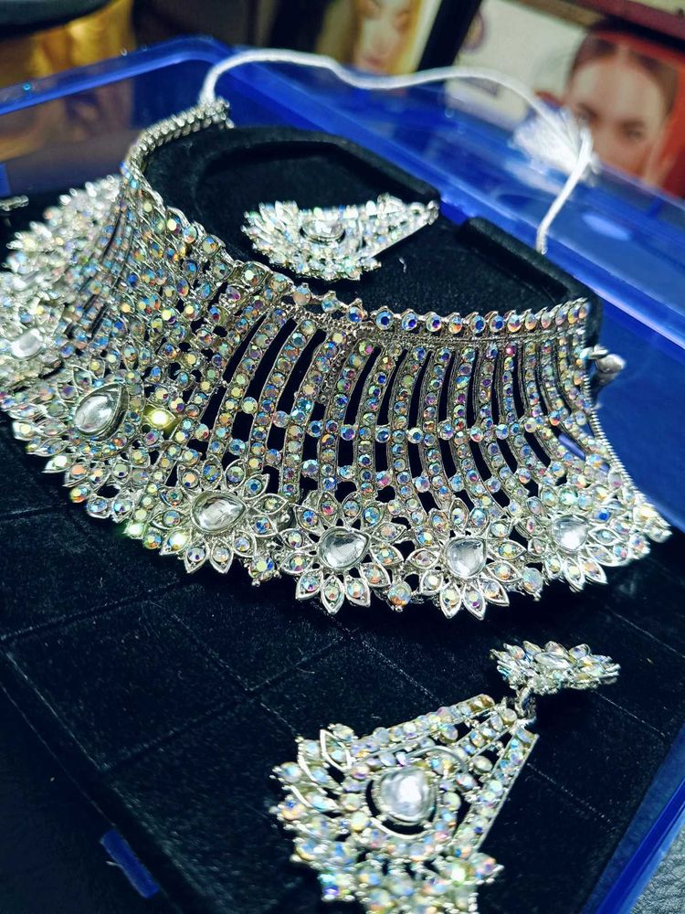 Sparkling Jewelry Set
