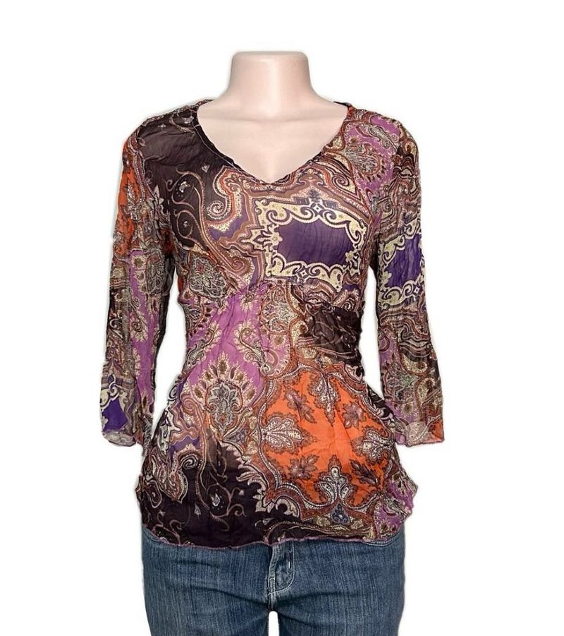 ˚⊱🪷⊰˚ Paisley Print V-Neck Top