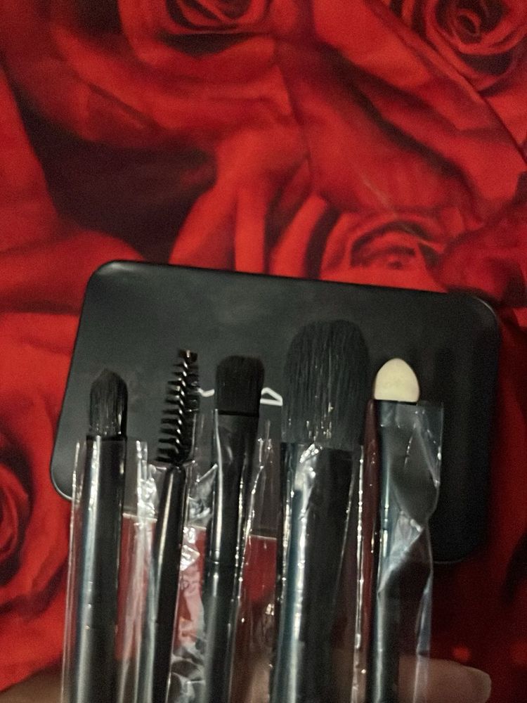 Makeup Brush Set