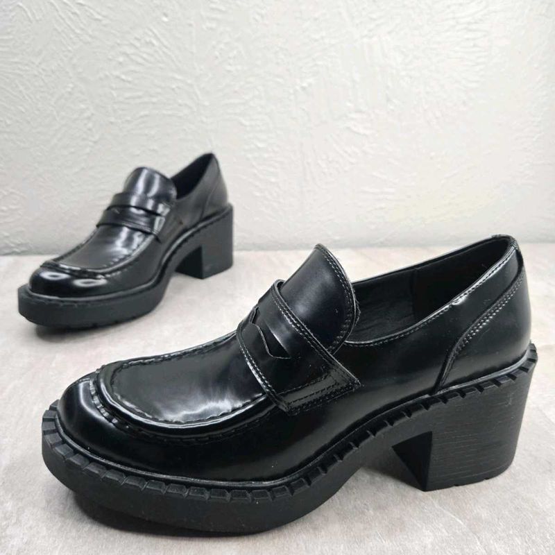 H&amp;M Black Heeled Loafers