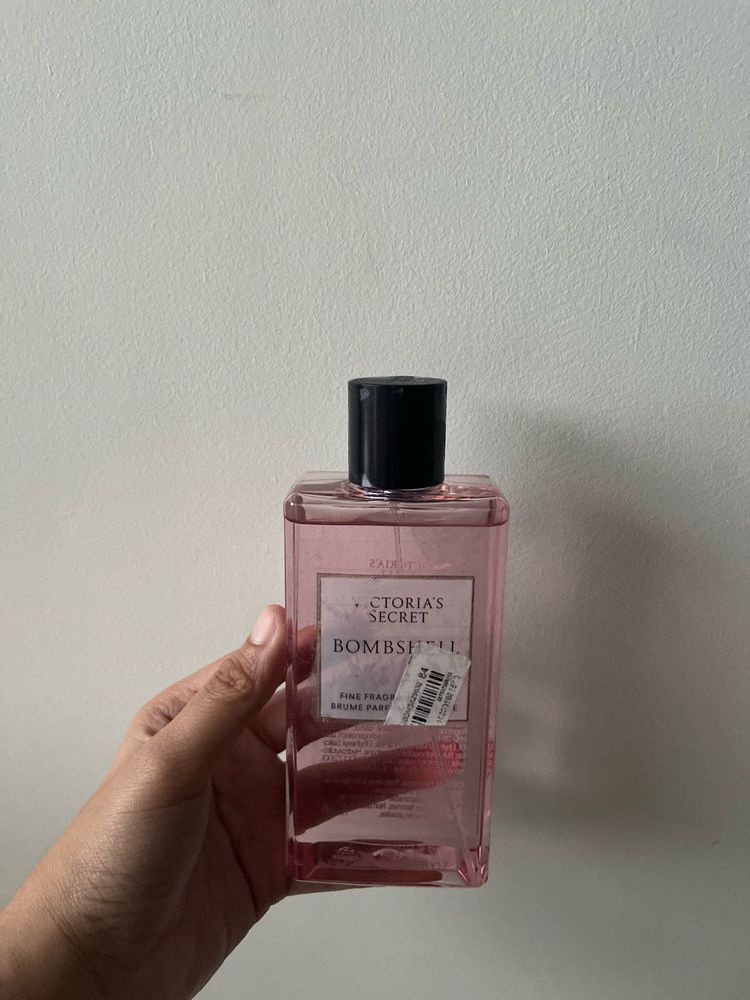 Victoria&#39;s Secret Bombshell