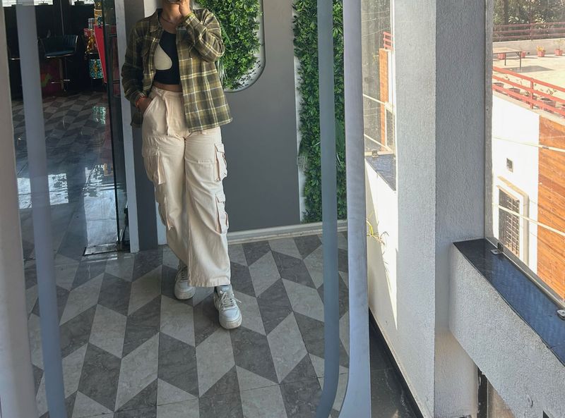 Peach Cargo Pants It Is fit to Waist 28 And 30