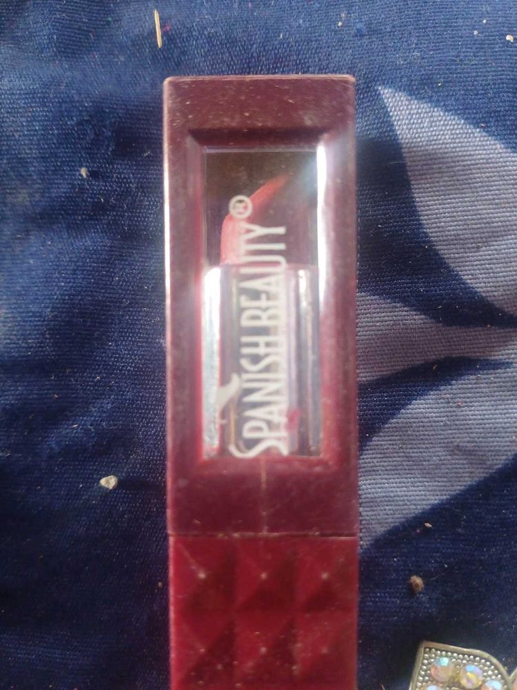 Spanish Beauty Lipstick - Burgundy