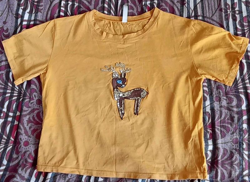 Cute Deer Graphic  Crop Tee
