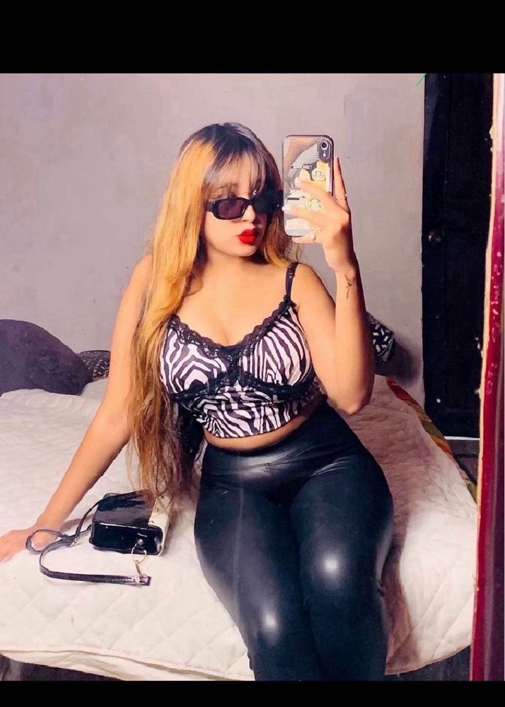Glossy Leather Bottom