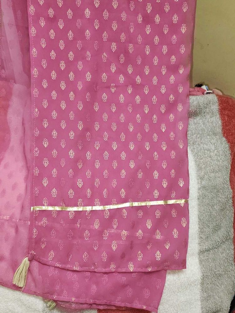 Dupatta pink floral