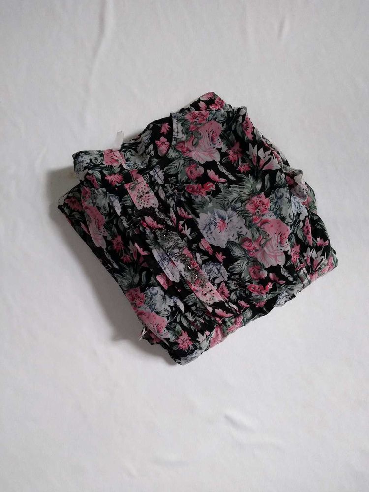 BUY 2 GET 1 FREE/ Floral top