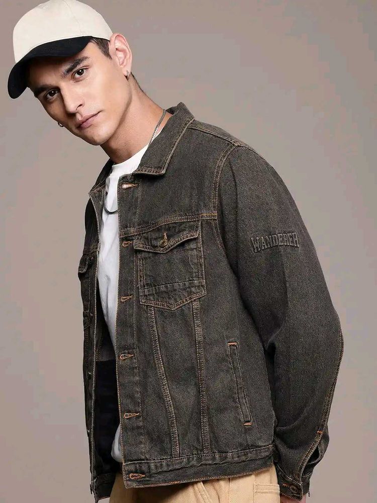 Roadster Denim Jacket, M Size