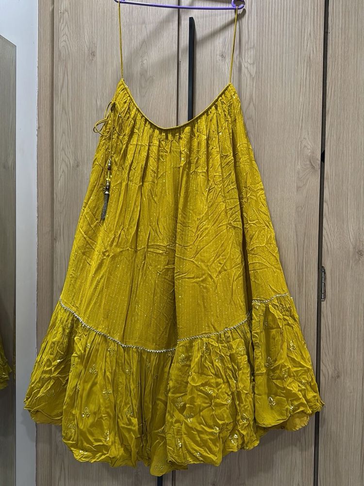 Elegant Yellow Lehenga Skirt