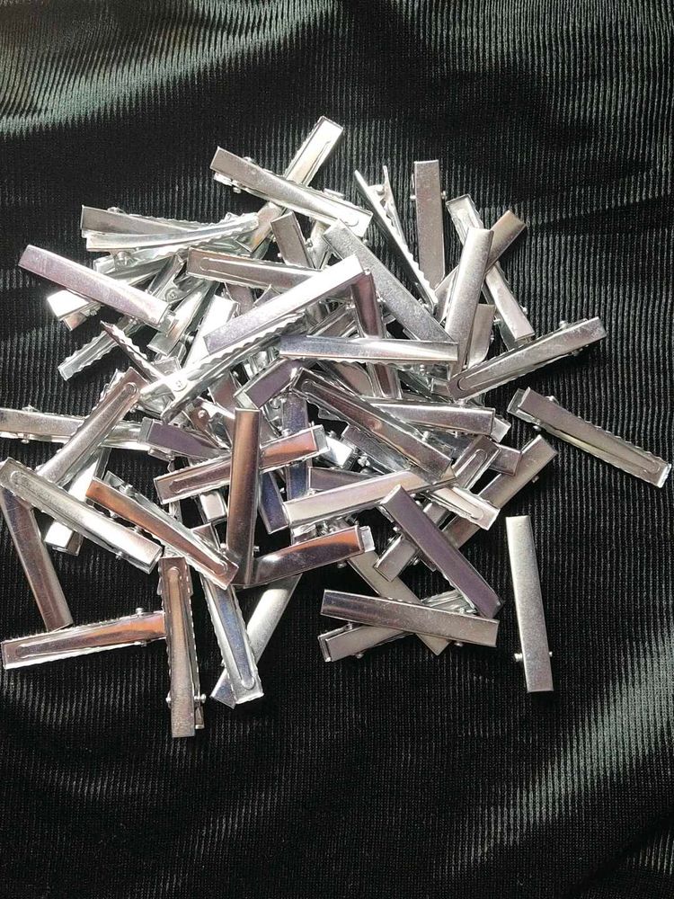 Combo Hair Clips Material