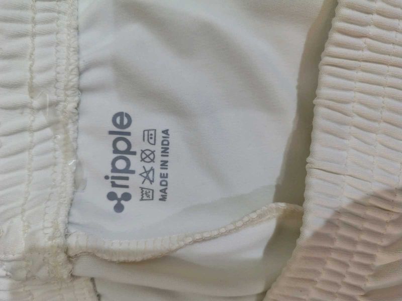 Ripple White Shorts laggy