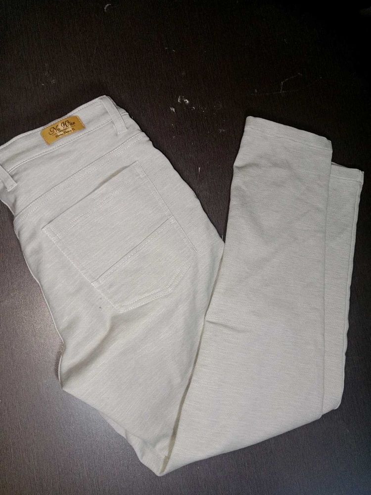 Stylish Off-White Jeans