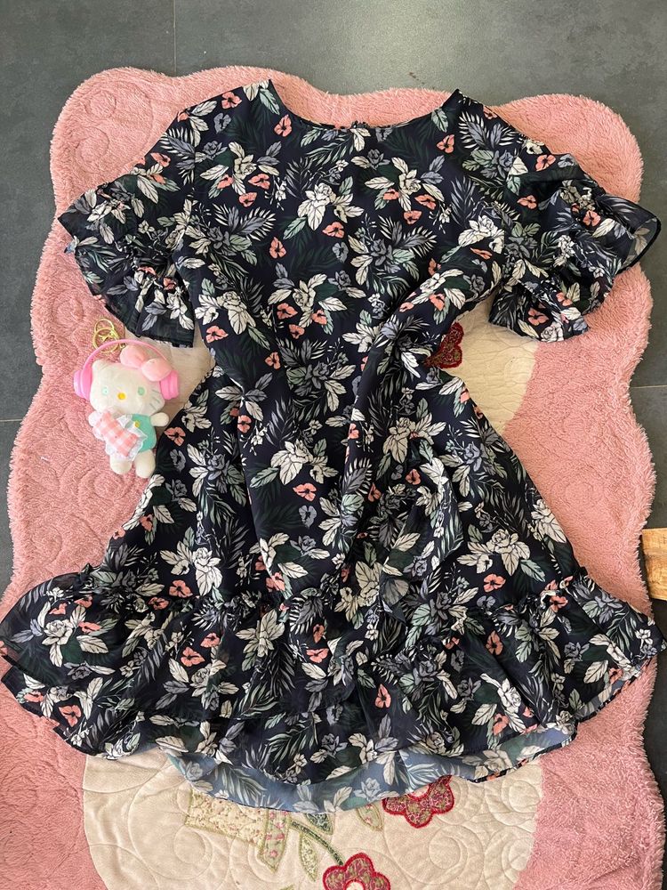 Floral Print Ruffle Hem Dress