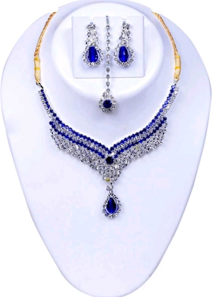 Elegant Blue &amp; Crystal Jewelry Set