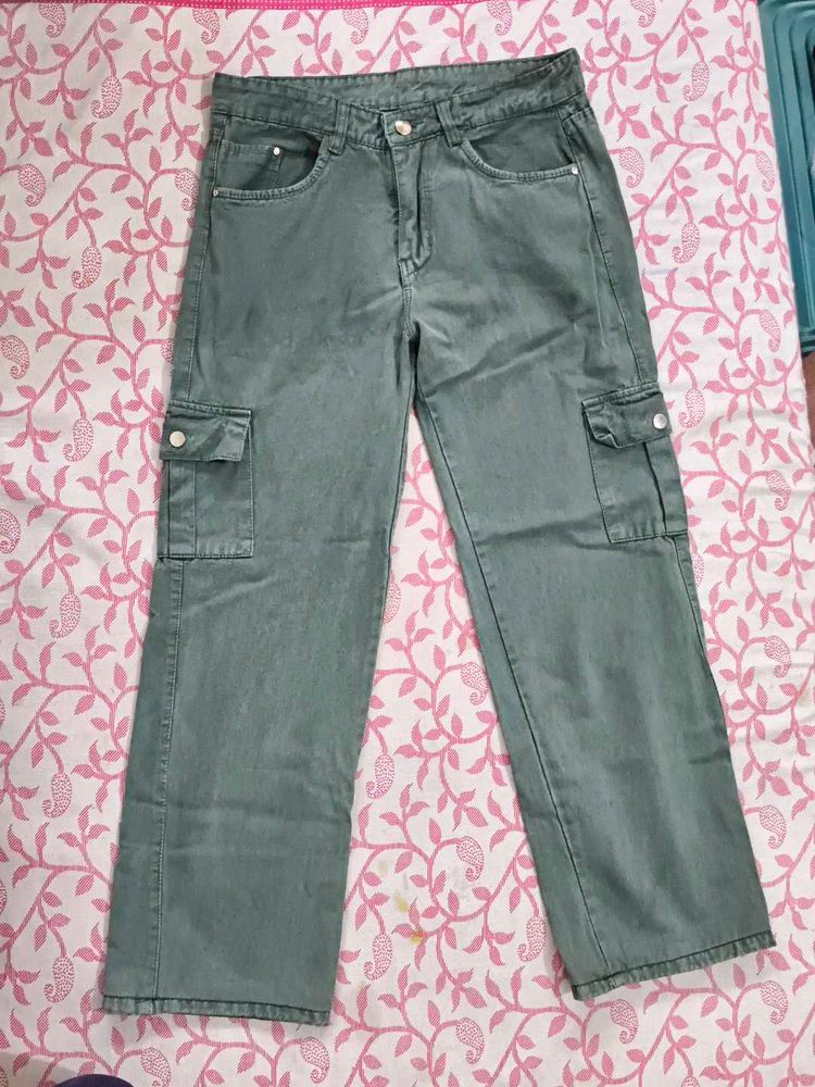 Green Cargo Pants