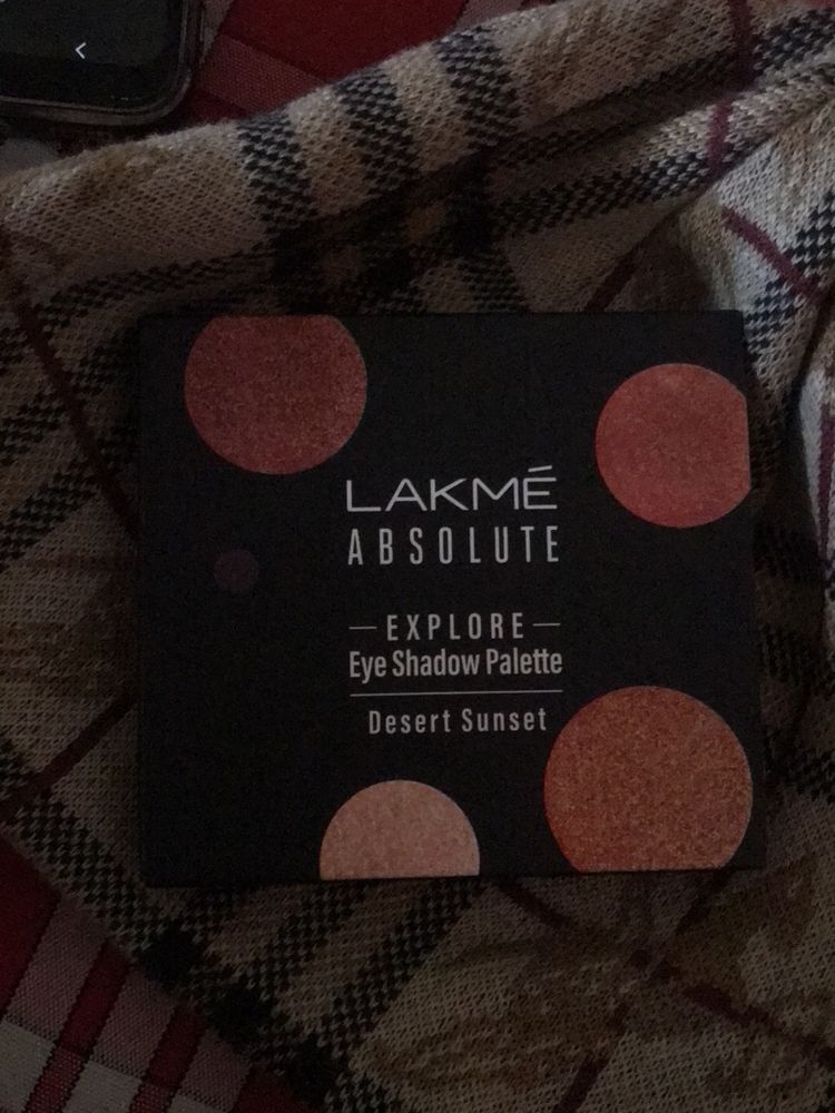Lakme Explore Eyeshadow Palette