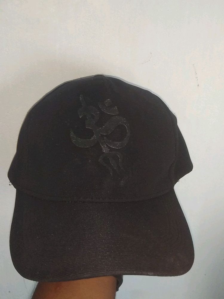Black Cap OM Written