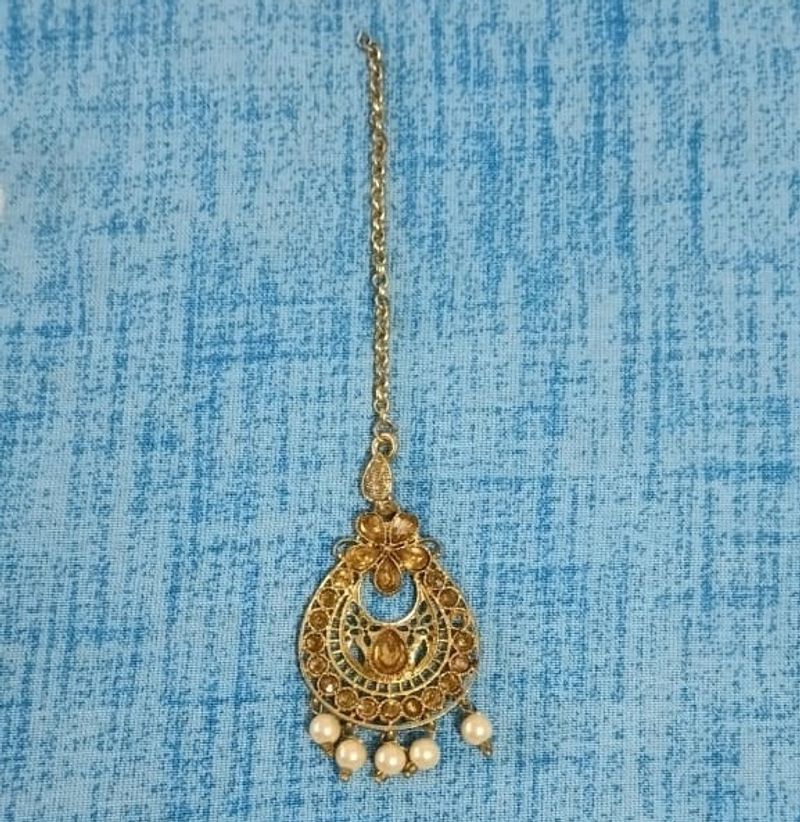 Golden Mangtika