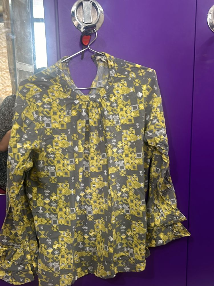 Pre Loved Cotton top From AND