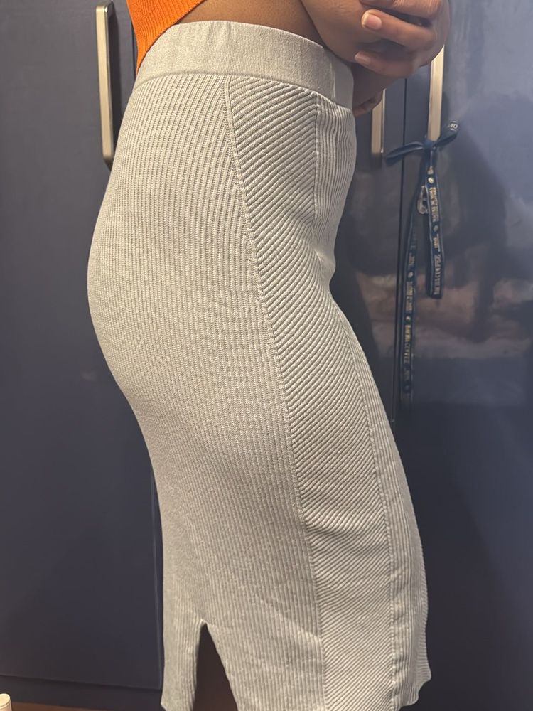 Knit skirt