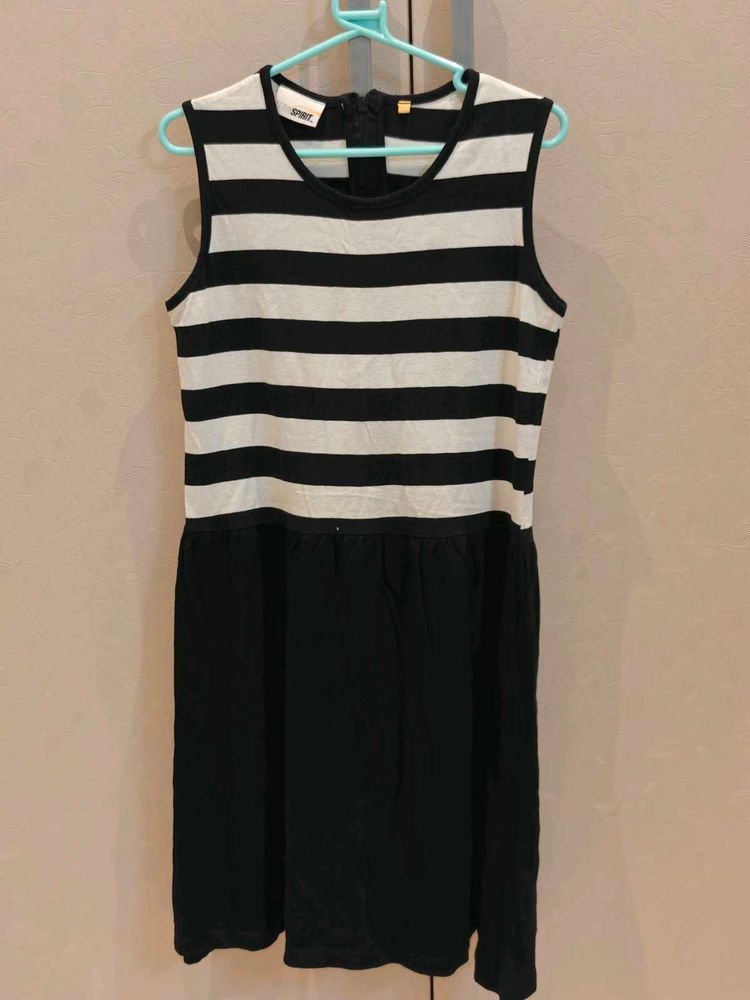 Striped Sleeveless Dress