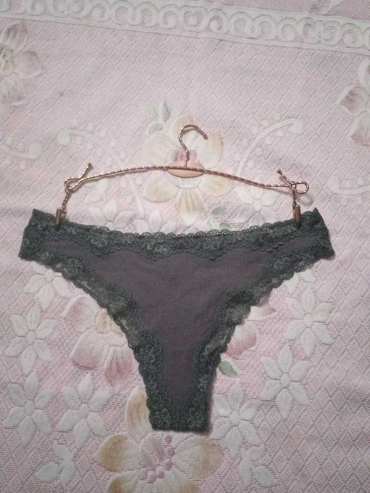 Cotton Lace Thong Panty