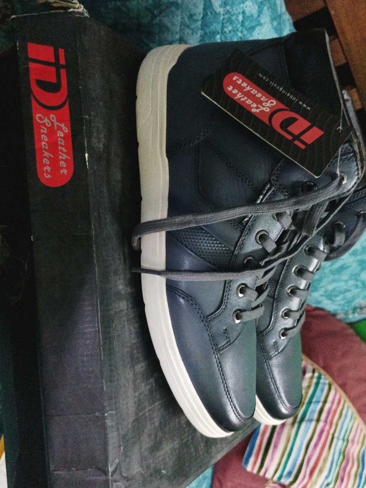 ID Leather Sneakers