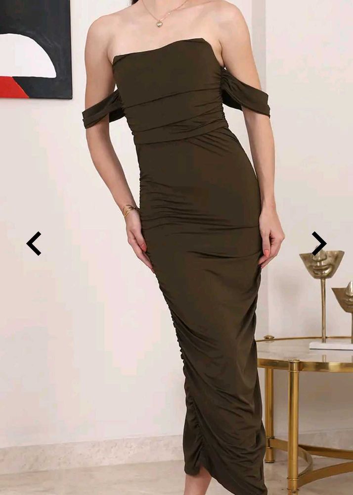 Olive Green Bodycon long dress 🕊️
