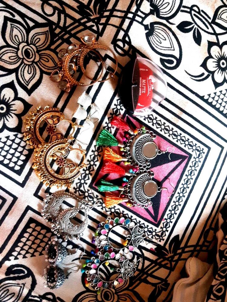 7 Earrings &amp; Matte Lipstick