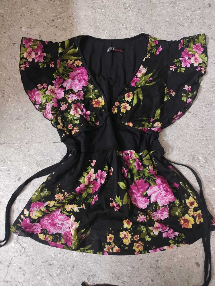 Floral Mesh Detail Tie Knot Top