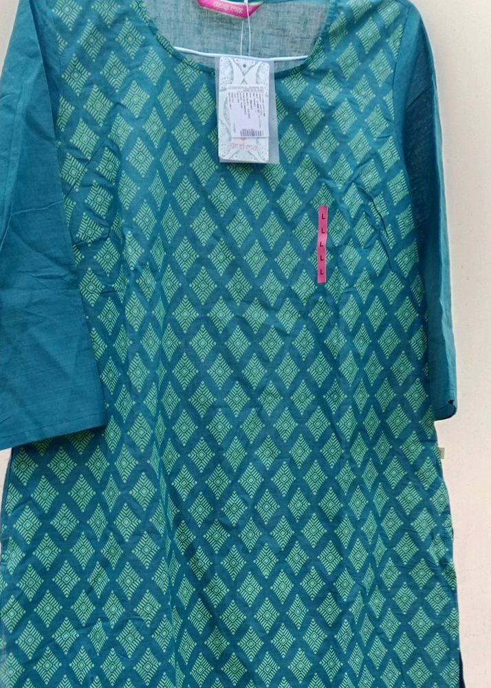 Beautiful Green 💚 Printed Pure Cotton Kurti