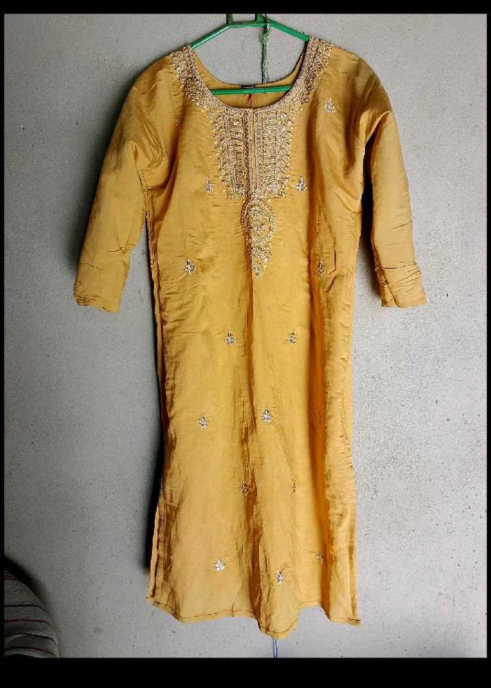 golden color kurti set