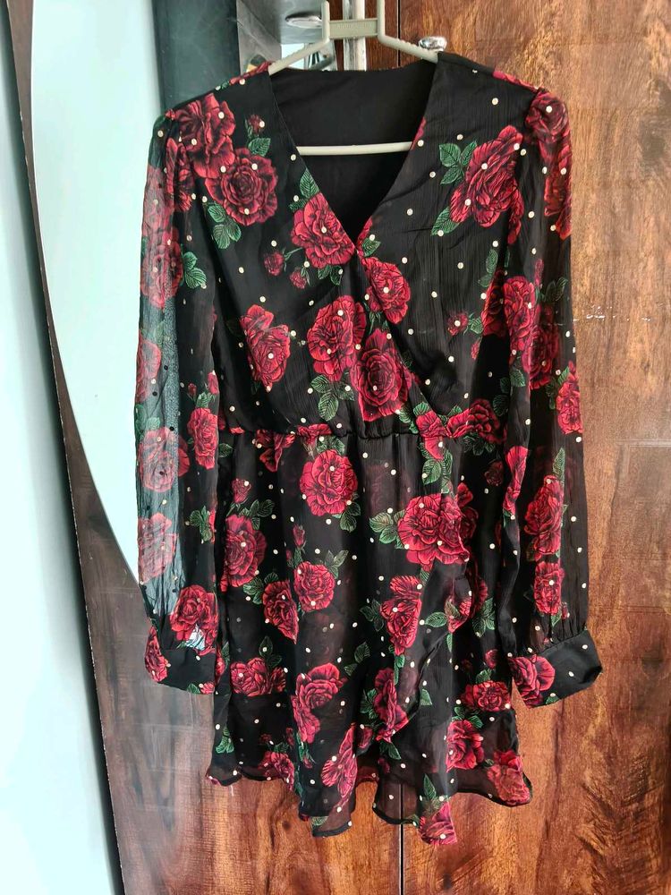 Mini Dress With Rose Print In Size M