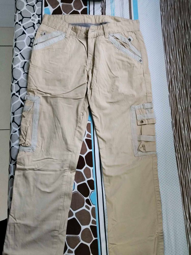 H&amp;M Khaki Cargo Pants