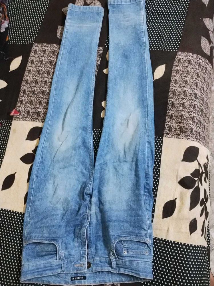 Light Wash Denim Jeans
