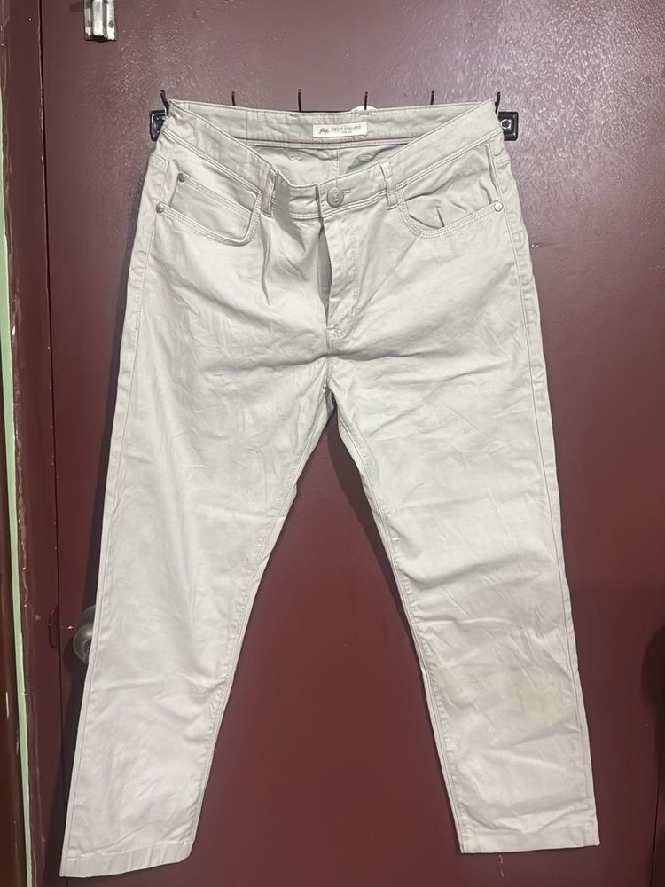 Men&#39;s Beige Jeans