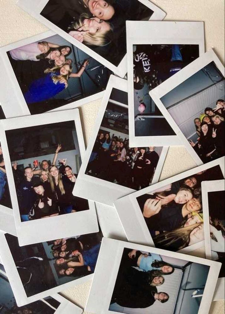 Customizable polaroids 🫶