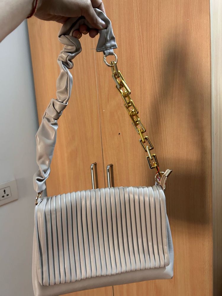 Chic Ruched Handle Chain Bag