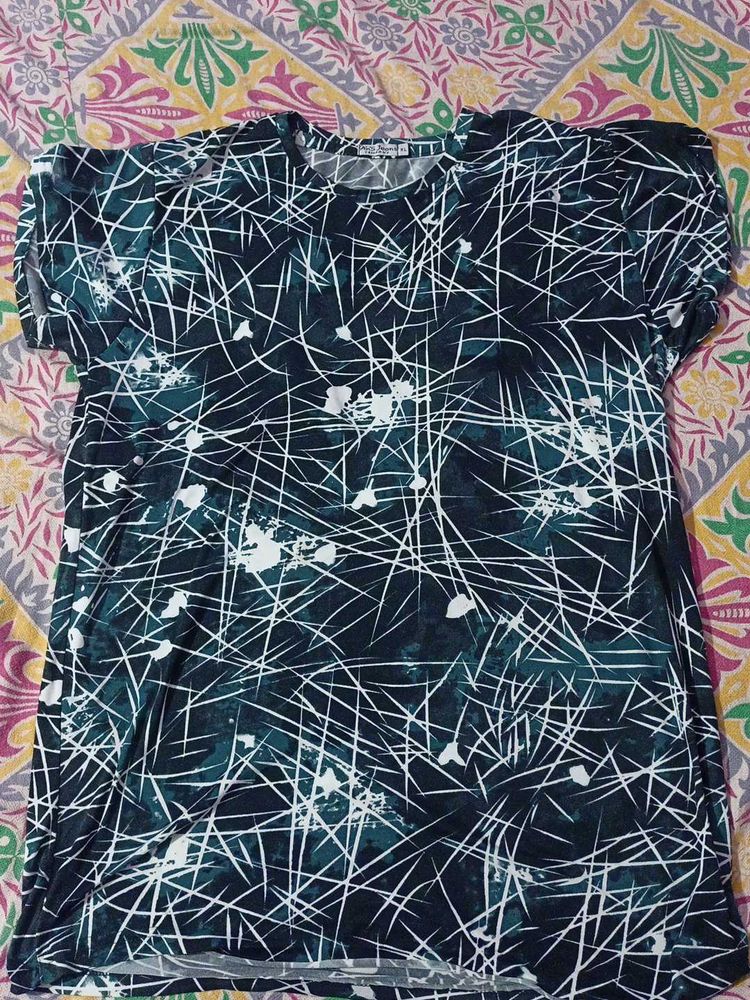 Abstract Pattern T-shirt