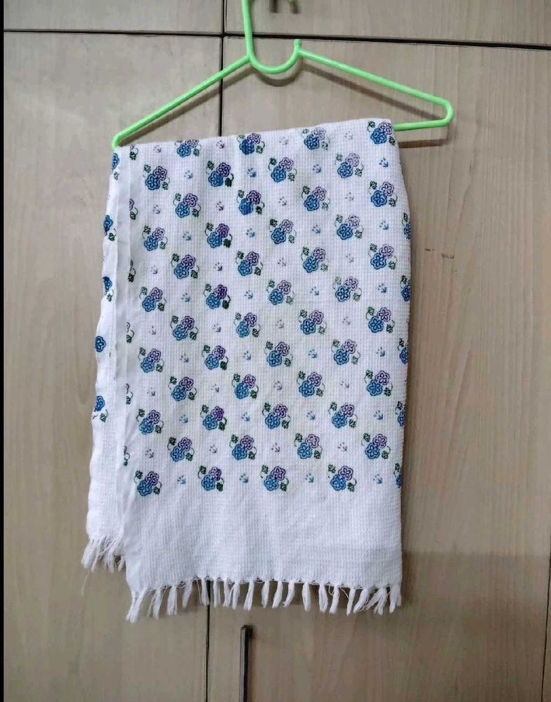 Vintage Floral Print Towel