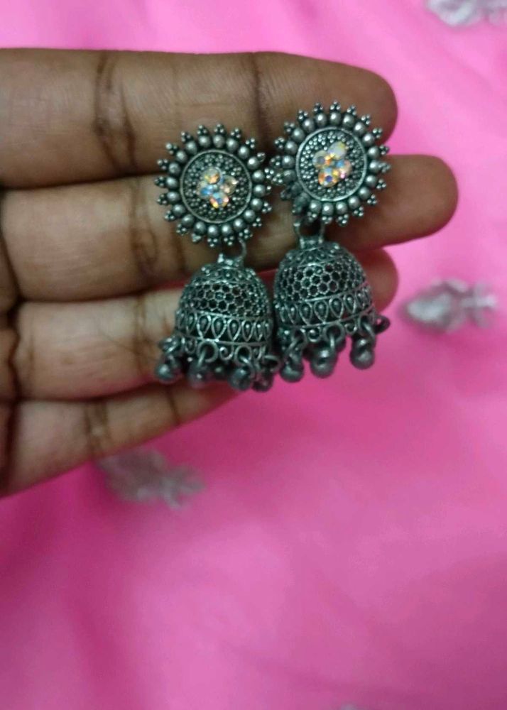 Jhumkas
